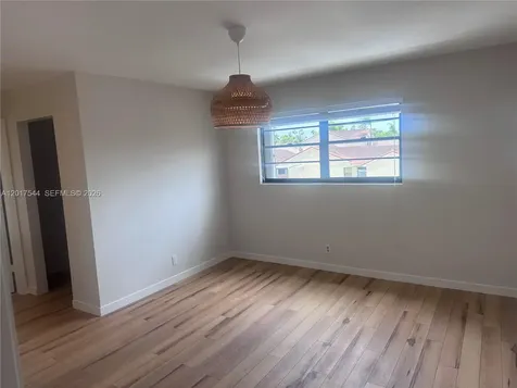 6532 NW 170th Terrace Hialeah FL 33015