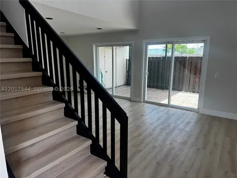 6532 NW 170th Terrace Hialeah FL 33015