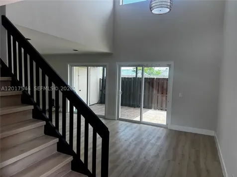 6532 NW 170th Terrace Hialeah FL 33015
