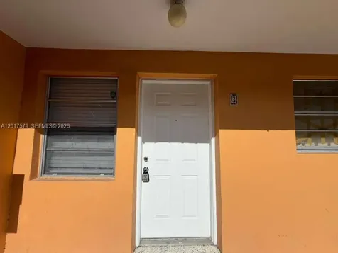932 NW 5th Street Miami FL 33128