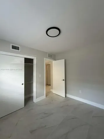 932 NW 5th Street Miami FL 33128
