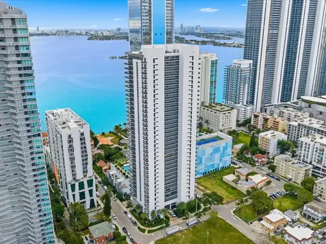 600 NE 27th Street Miami FL 33137