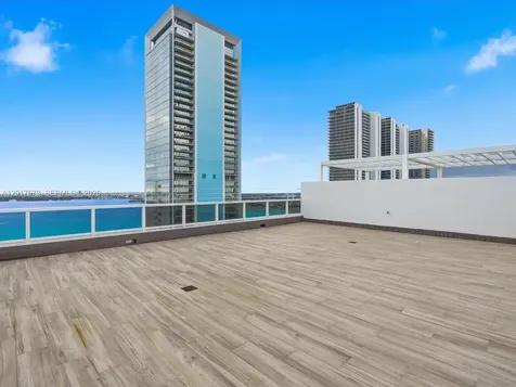 600 NE 27th Street Miami FL 33137