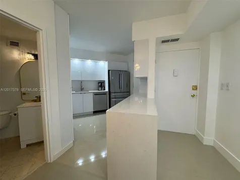 999 Brickell Bay Drive Miami FL 33131