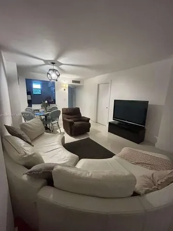 2903 N Miami Beach Boulevard North Miami Beach FL 33160