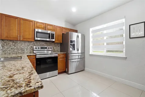 15481 SW 155th Terrace Miami FL 33187