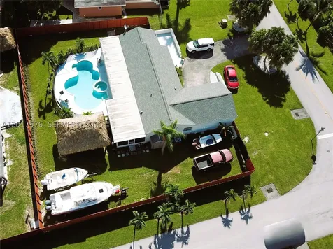 15481 SW 155th Terrace Miami FL 33187