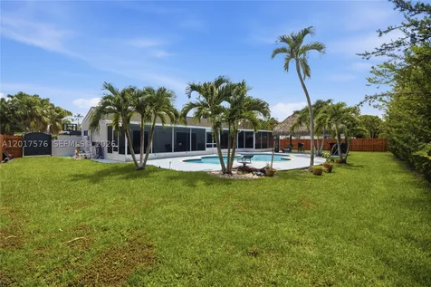 15481 SW 155th Terrace Miami FL 33187