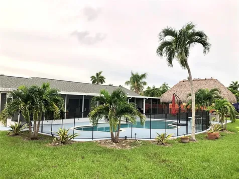 15481 SW 155th Terrace Miami FL 33187