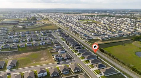 1053 Citrus Landings Boulevard Davenport FL 33837