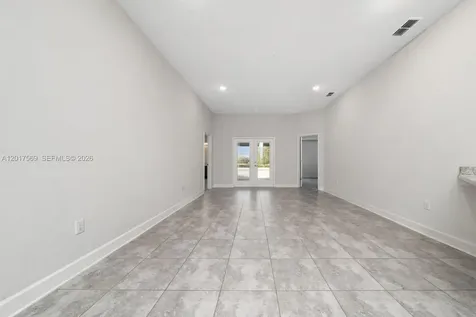 1053 Citrus Landings Boulevard Davenport FL 33837