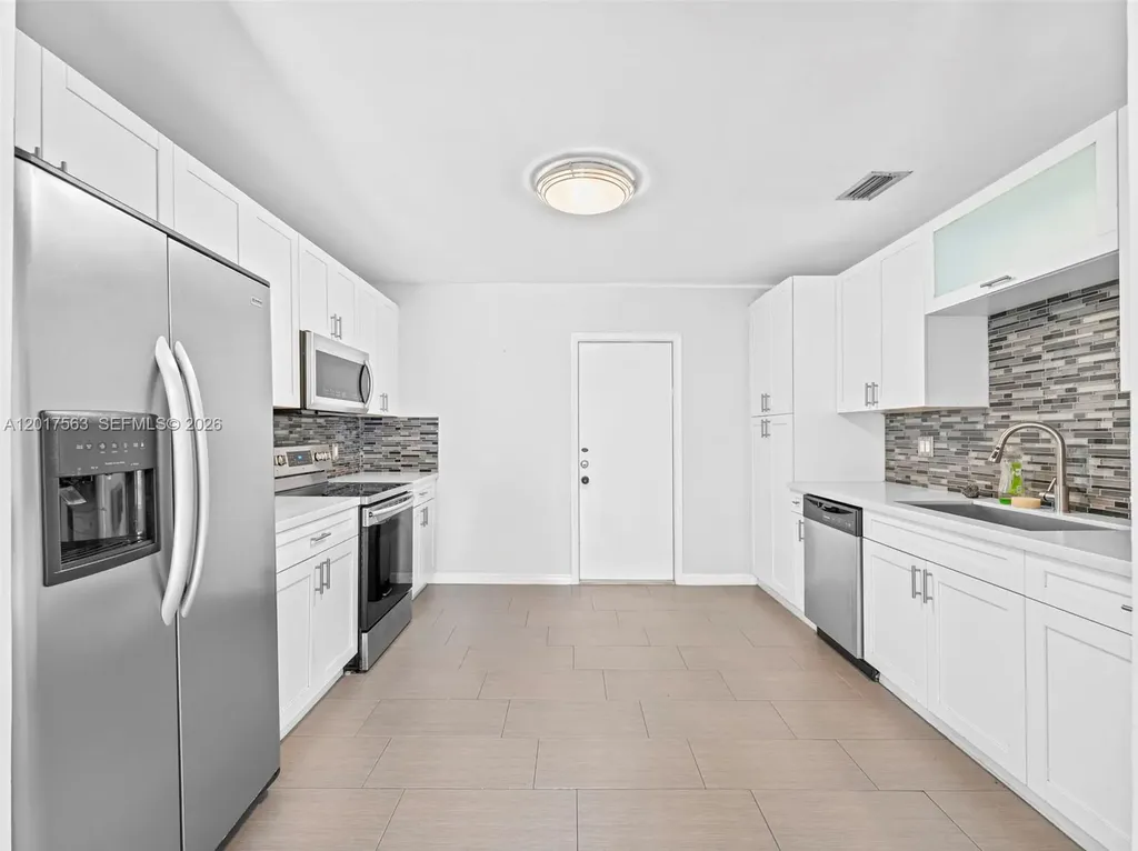 1432 NE 5th Avenue Fort Lauderdale FL 33304