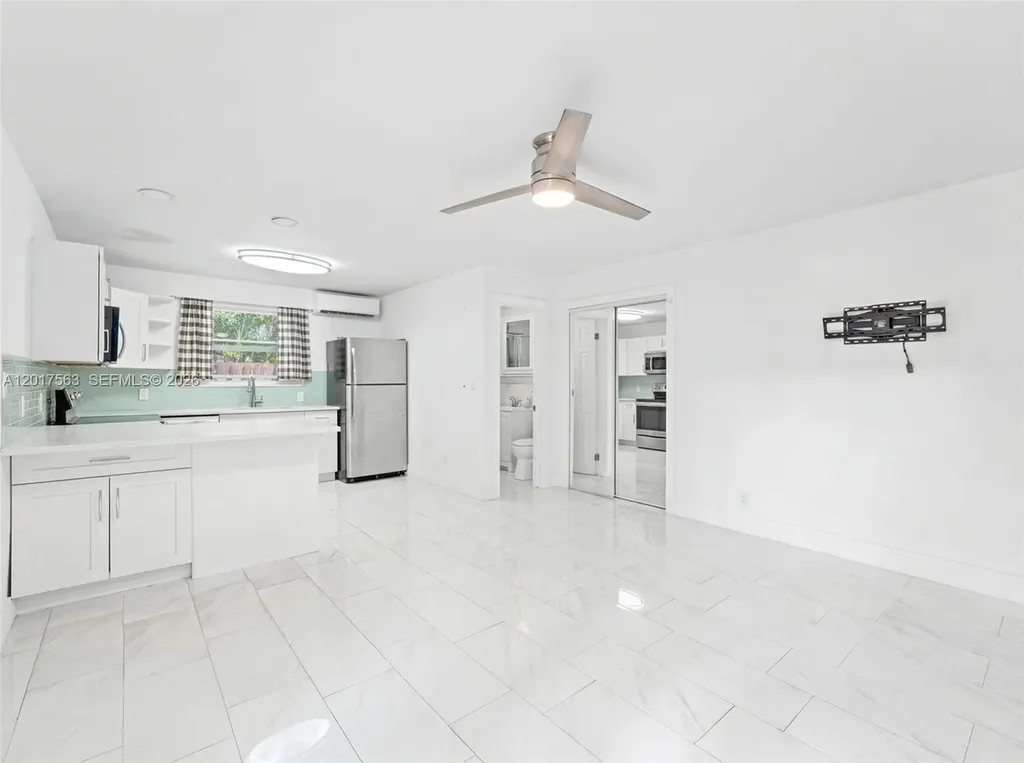 1432 NE 5th Avenue Fort Lauderdale FL 33304
