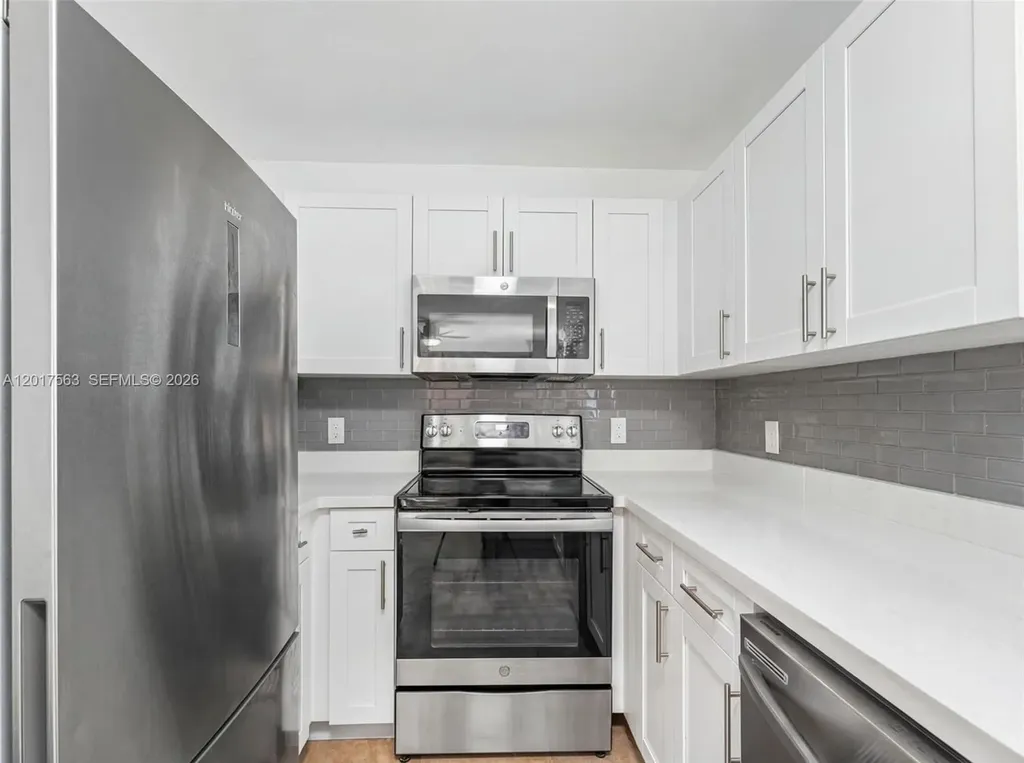 1432 NE 5th Avenue Fort Lauderdale FL 33304