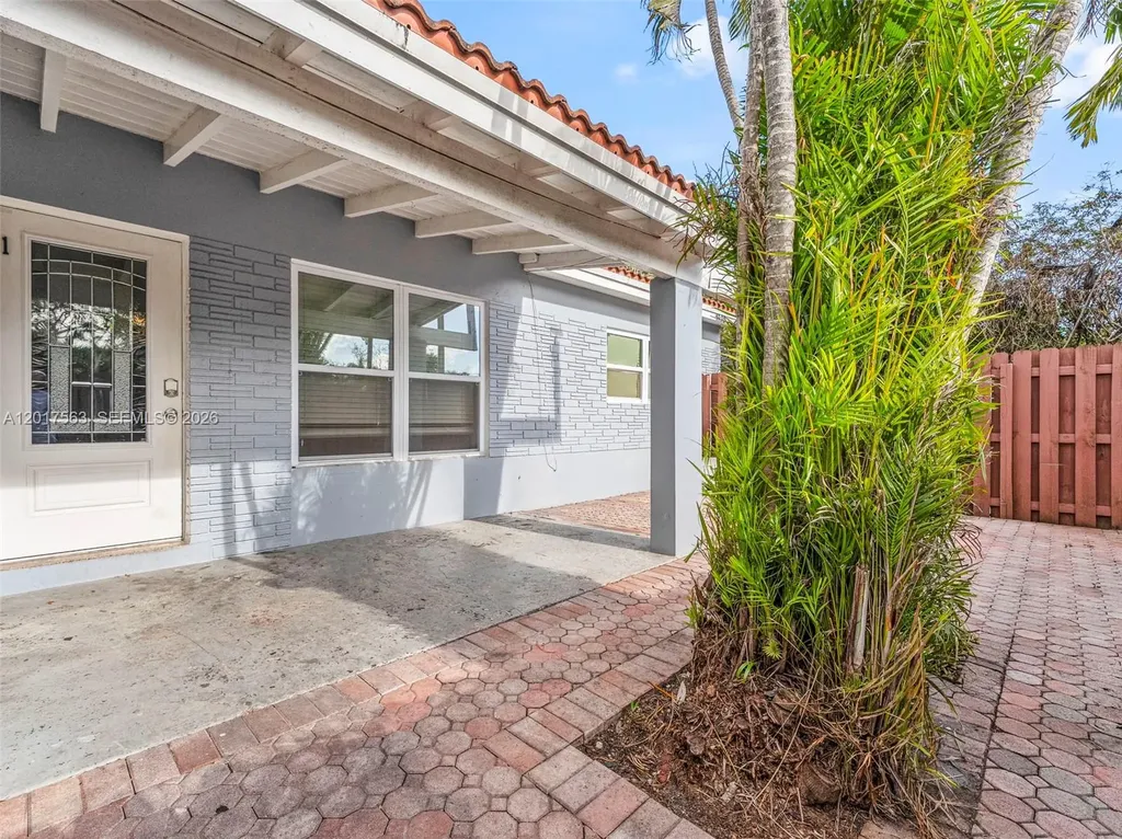 1432 NE 5th Avenue Fort Lauderdale FL 33304