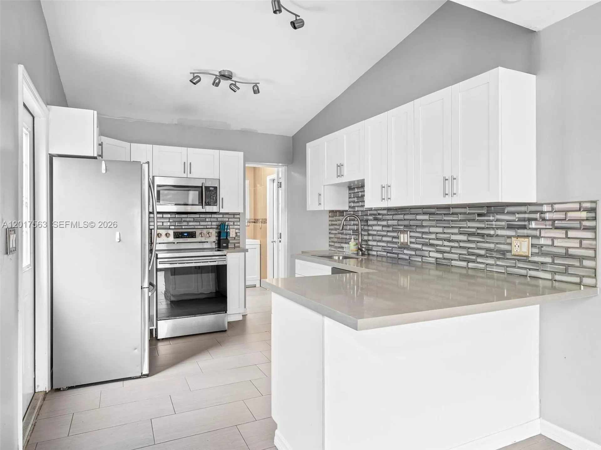 1432 NE 5th Avenue Fort Lauderdale FL 33304