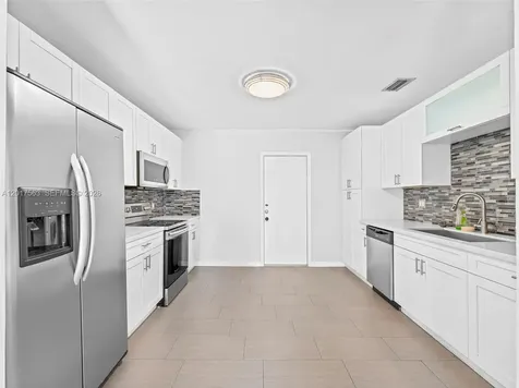 1432 NE 5th Avenue Fort Lauderdale FL 33304