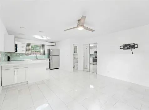 1432 NE 5th Avenue Fort Lauderdale FL 33304