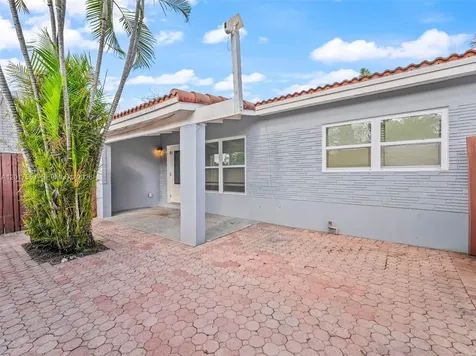 1432 NE 5th Avenue Fort Lauderdale FL 33304