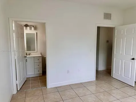 2301 Wilson Street Hollywood FL 33020