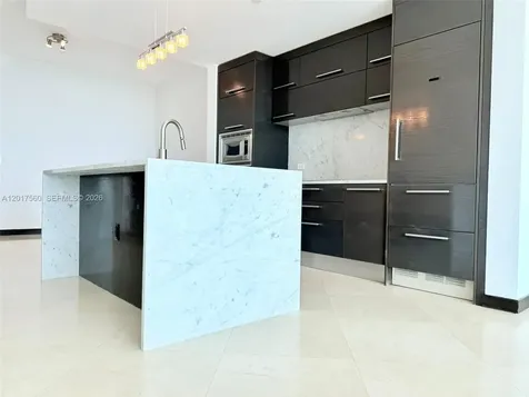 900 Biscayne Boulevard Miami FL 33132