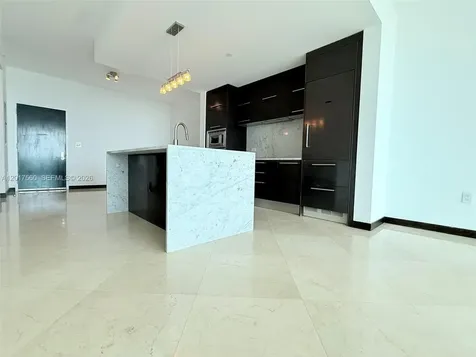 900 Biscayne Boulevard Miami FL 33132