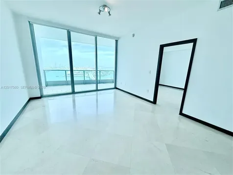 900 Biscayne Boulevard Miami FL 33132