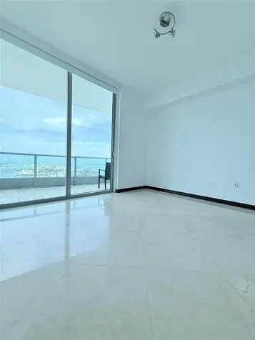 900 Biscayne Boulevard Miami FL 33132