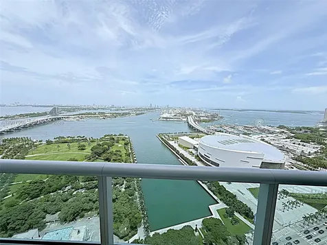 900 Biscayne Boulevard Miami FL 33132