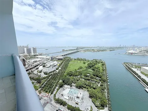 900 Biscayne Boulevard Miami FL 33132