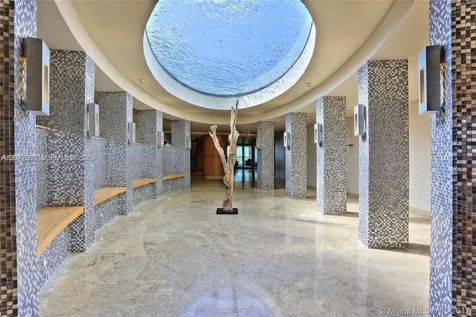 900 Biscayne Boulevard Miami FL 33132