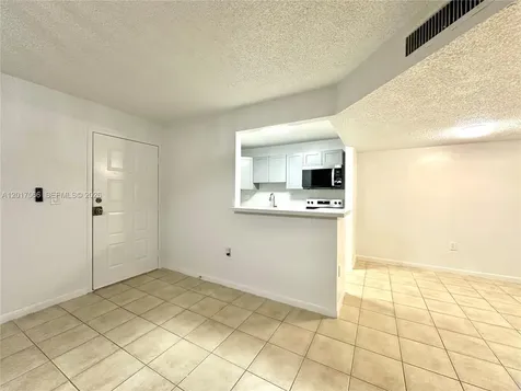 7215 NW 179th Street Hialeah FL 33015