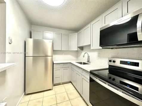 7215 NW 179th Street Hialeah FL 33015