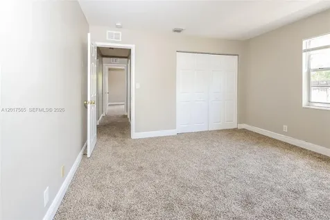 727 S Pine Street Lake Worth FL 33460