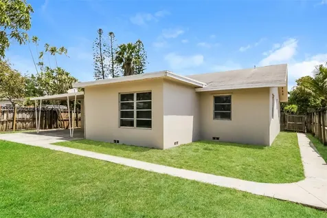 727 S Pine Street Lake Worth FL 33460