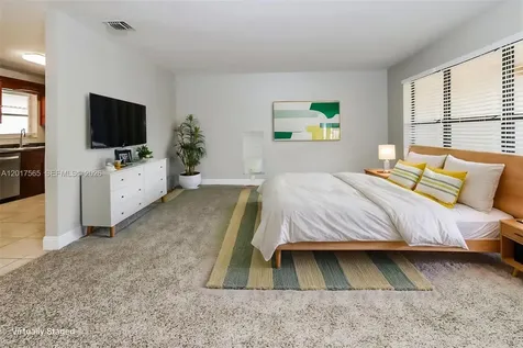 727 S Pine Street Lake Worth FL 33460