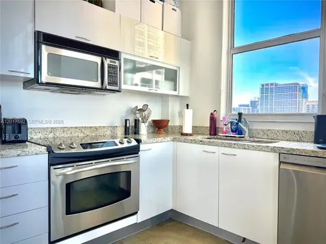 133 NE 2nd Avenue Miami FL 33132