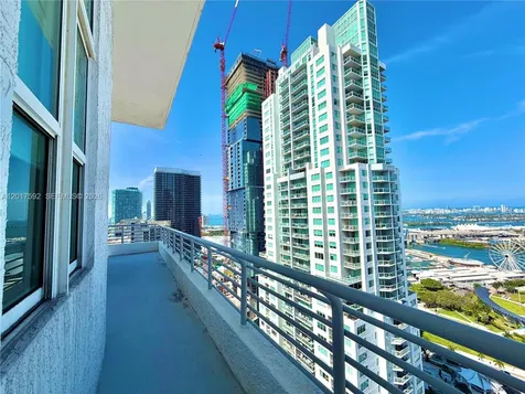 133 NE 2nd Avenue Miami FL 33132