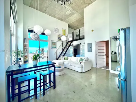 133 NE 2nd Avenue Miami FL 33132
