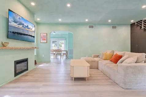 22 NE 44th Street Miami FL 33137