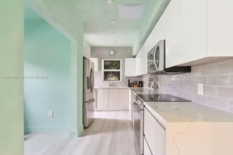 22 NE 44th Street Miami FL 33137