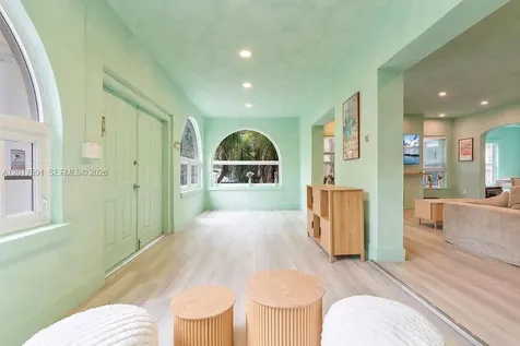 22 NE 44th Street Miami FL 33137