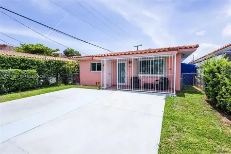 10 NW 60th Court Miami FL 33126