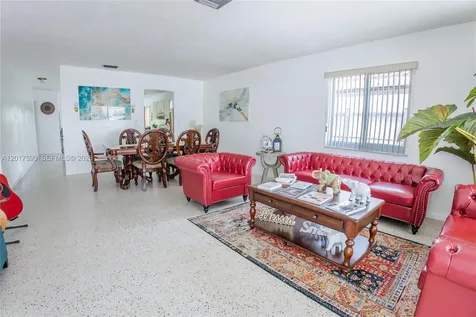 10 NW 60th Court Miami FL 33126