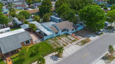 661 E 7th Street Hialeah FL 33010
