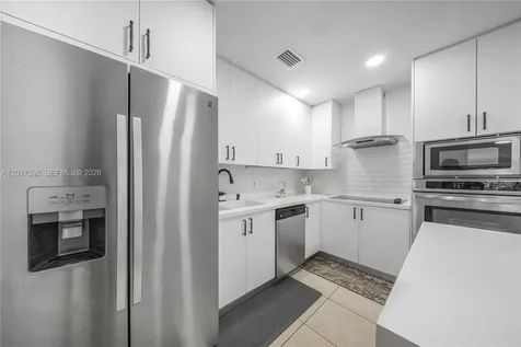 661 E 7th Street Hialeah FL 33010