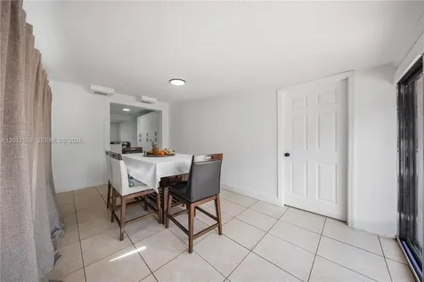 661 E 7th Street Hialeah FL 33010
