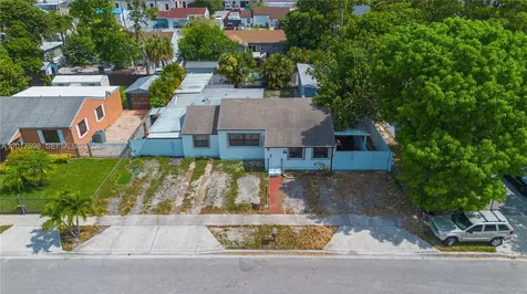 661 E 7th Street Hialeah FL 33010