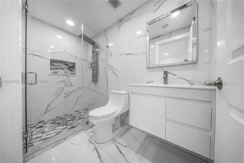 661 E 7th Street Hialeah FL 33010
