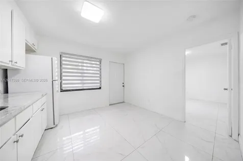 661 E 7th Street Hialeah FL 33010